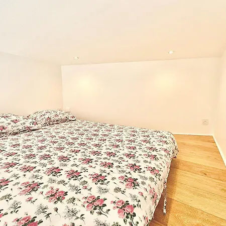 3 Independants Dans Avec Piscine Lejlighed